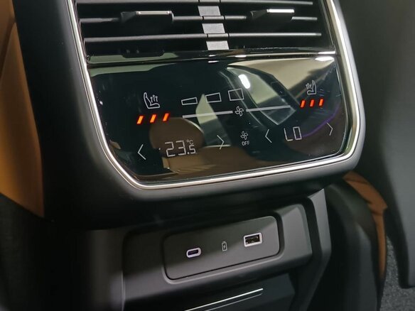 2026 Lynk & Co 09 MHEV, чёрный, 6580000 рублей - вид 17