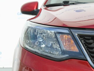 2017 Kia Rio III Рестайлинг, красный, 1155000 рублей, вид 4