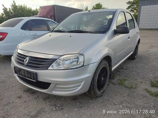 2015 Renault Logan I Рестайлинг, серый, 820000 рублей, вид 1