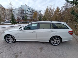 2010 Mercedes-Benz E-Класс 250 5G-Tronic IV (W212, S212, C207), белый, 1590000 рублей, вид 2
