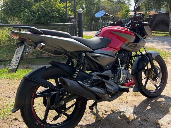2024 Bajaj Pulsar 125, красный, 200000 рублей - вид 7