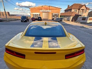 2016 Chevrolet Camaro VI, жёлтый, 3150000 рублей, вид 3