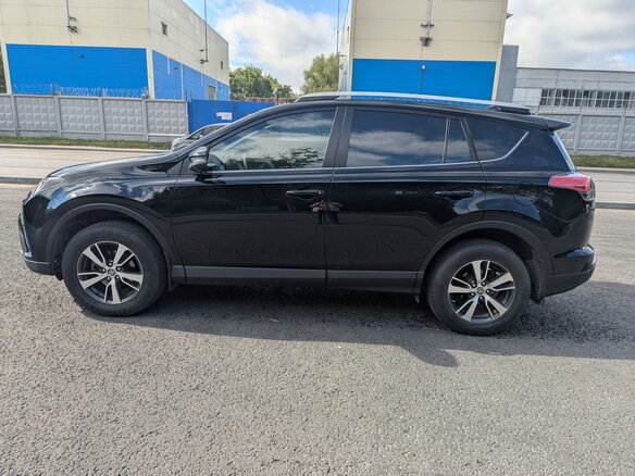 2016 Toyota RAV4 IV (XA40) Рестайлинг, чёрный, 2300000 рублей - вид 7