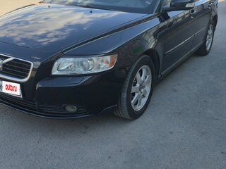 2010 Volvo S40 II Рестайлинг, чёрный, 890000 рублей, вид 1