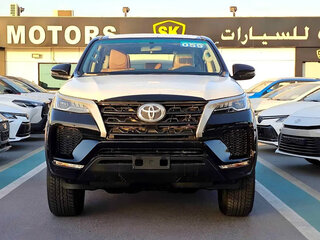 2026 Toyota Fortuner II Рестайлинг, чёрный, 4885000 рублей, вид 1