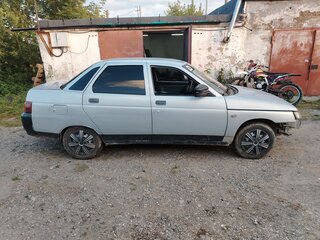 2005 Lada (ВАЗ) 2110, серебристый, 100000 рублей, вид 3