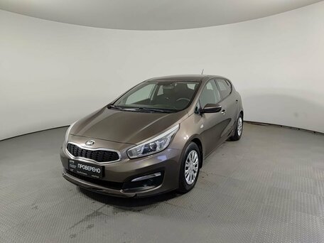 2015 Kia Ceed II Рестайлинг, коричневый, 779000 рублей, вид 1