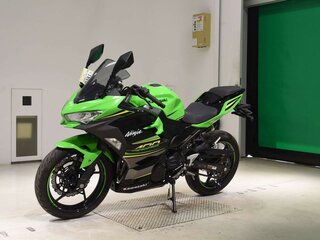 2024 Kawasaki Ninja 400, зелёный, 797000 рублей, вид 4