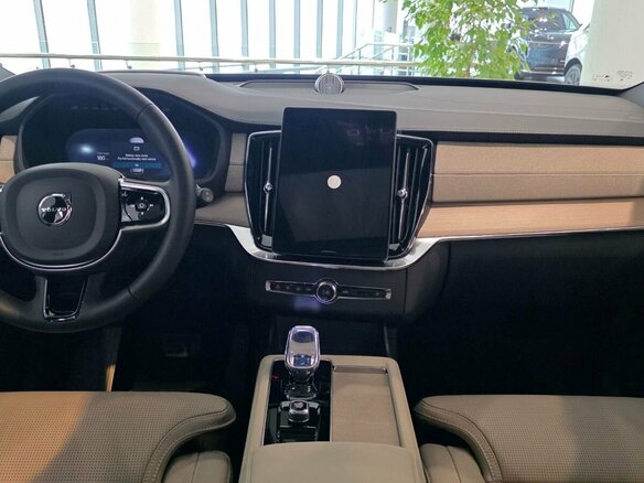2026 Volvo XC90 B6 II Рестайлинг 2, серебристый, 10690000 рублей - вид 11