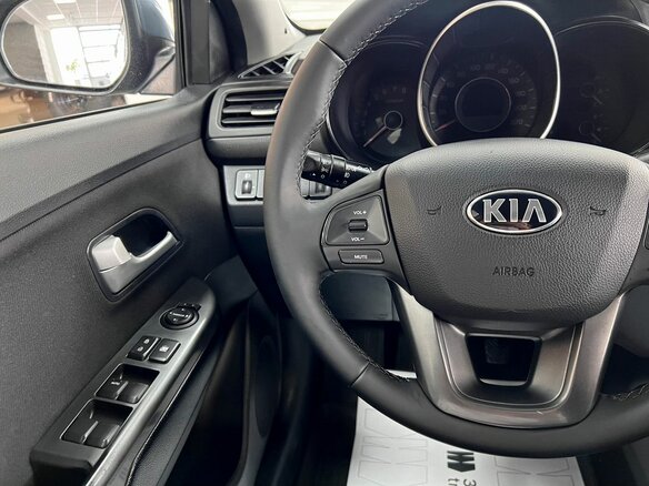 2013 Kia Rio 5-speed III, голубой, 745000 рублей - вид 15