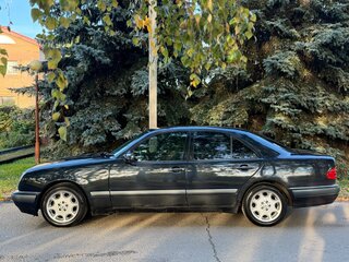 1998 Mercedes-Benz E-Класс 240 II (W210, S210), синий, 330000 рублей, вид 2