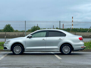 2013 Volkswagen Jetta VI, серебристый, 819000 рублей, вид 2