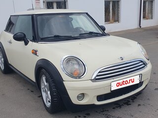 2009 Mini Hatch One II (R56), белый, 400000 рублей, вид 2