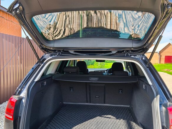 2017 Volkswagen Golf Alltrack VII, чёрный, 1920000 рублей - вид 32