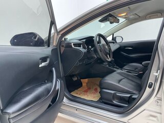 2021 Toyota Corolla XII (E210), бежевый, 1545000 рублей, вид 4