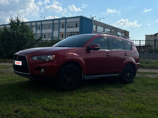 2012 Mitsubishi Outlander II Рестайлинг, красный, 1400000 рублей, вид 1