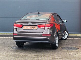 2017 Kia Rio III Рестайлинг, коричневый, 999000 рублей, вид 4