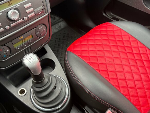2007 Ford Fiesta Mk5, чёрный - вид 8
