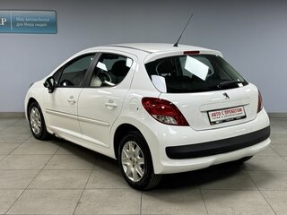 2011 Peugeot 207 I Рестайлинг, белый, 465000 рублей, вид 5