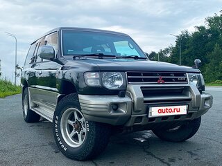 1999 Mitsubishi Pajero II Рестайлинг, зелёный, 1100000 рублей, вид 5
