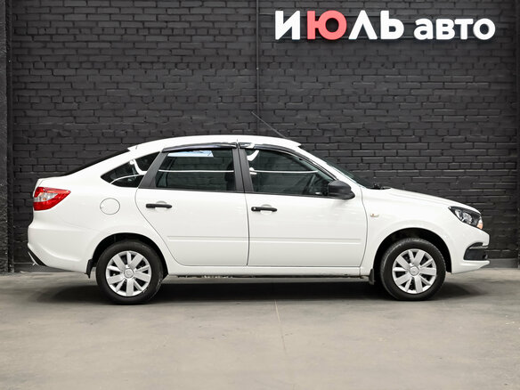 2019 Lada (ВАЗ) Granta I Рестайлинг, белый, 610000 рублей - вид 8