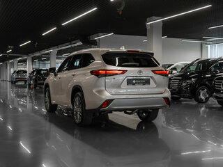 2026 Toyota Highlander IV (XU70), серый, 5980000 рублей, вид 4
