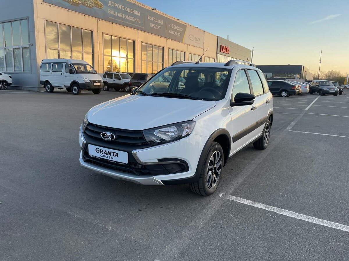 Открыть фотографии: Lada (ВАЗ) Granta I Рестайлинг