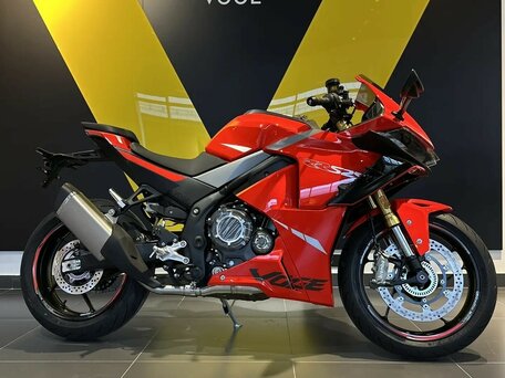 2026 Voge 525RR, красный, 597000 рублей, вид 1