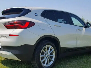 2020 BMW X2 sDrive18i I (F39), белый, 2399000 рублей, вид 5