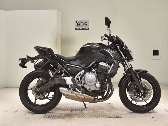 2018 Kawasaki Z 650, чёрный, 675000 рублей - вид 1