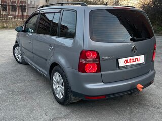 2010 Volkswagen Touran I Рестайлинг, серый, 890000 рублей, вид 4