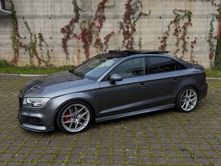 2017 Audi A3 III (8V) Рестайлинг, серый, 1999000 рублей, вид 2