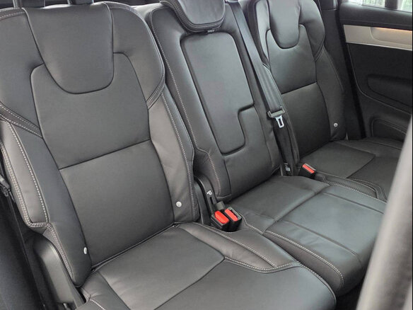 2026 Volvo XC90 B6 II Рестайлинг 2, чёрный, 9490000 рублей - вид 16