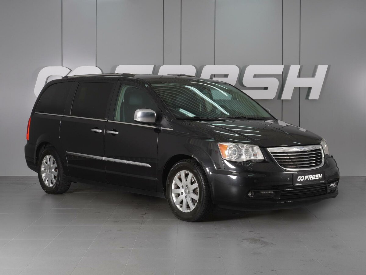 Открыть фотографии: Chrysler Voyager V Рестайлинг