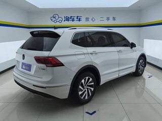2020 Volkswagen Tiguan II Рестайлинг, белый, 1870000 рублей, вид 2
