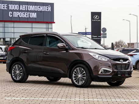 2015 Hyundai ix35 I Рестайлинг, коричневый, 1255000 рублей, вид 3
