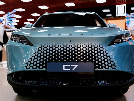Omoda C7
