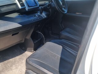 2011 Honda Freed I Рестайлинг, белый, 1000000 рублей, вид 4