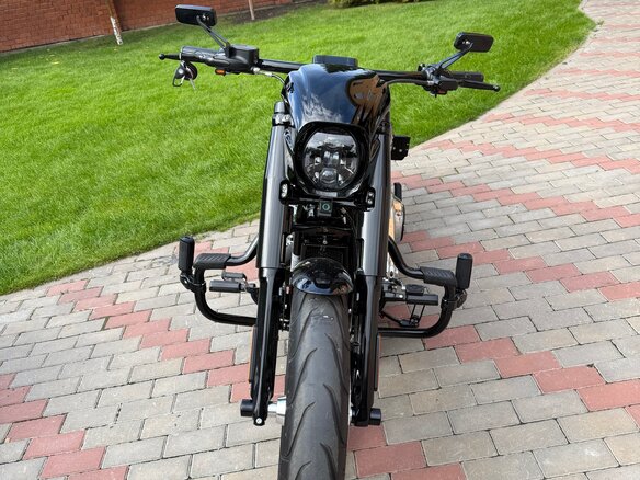 2021 Harley-Davidson Breakout, чёрный, 2950000 рублей - вид 2