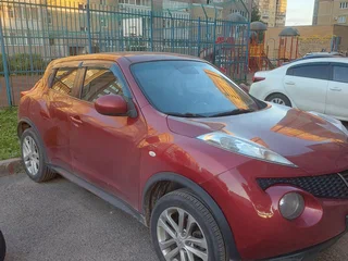 2011 Nissan Juke I, красный, 800000 рублей, вид 4