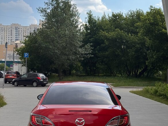 2008 Mazda 6 II (GH), красный, 870000 рублей - вид 3