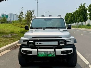 2025 iCar V23 59.93 kWh, серебристый, 1645000 рублей, вид 2