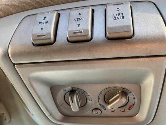 2003 Lincoln Navigator 4-speed II, чёрный, 1500000 рублей - вид 16