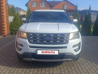 2016 Ford Explorer V Рестайлинг, белый, 3100000 рублей, вид 2