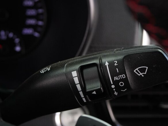 2019 Kia Optima IV Рестайлинг, белый - вид 22