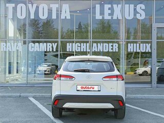 2025 Toyota Corolla Cross I, белый, 3819000 рублей, вид 3