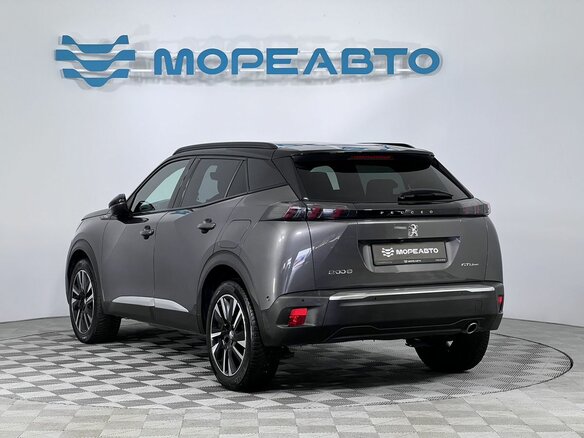 2020 Peugeot 2008 II, серый, 1680000 рублей - вид 6