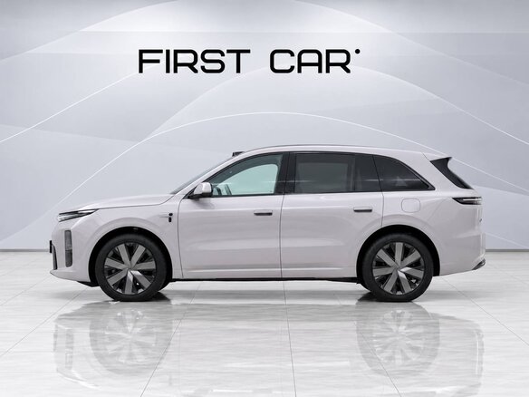 2026 Li Auto (Lixiang) L6 II, бежевый, 7690000 рублей - вид 2