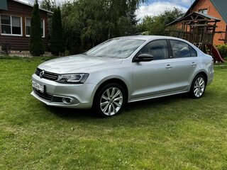 2014 Volkswagen Jetta VI Рестайлинг, серебристый, 1150000 рублей, вид 1