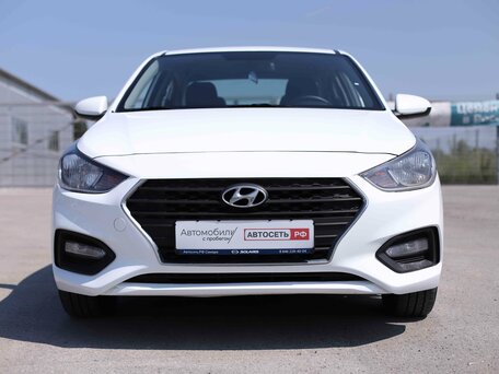 2019 Hyundai Solaris II, белый, 1144000 рублей, вид 2